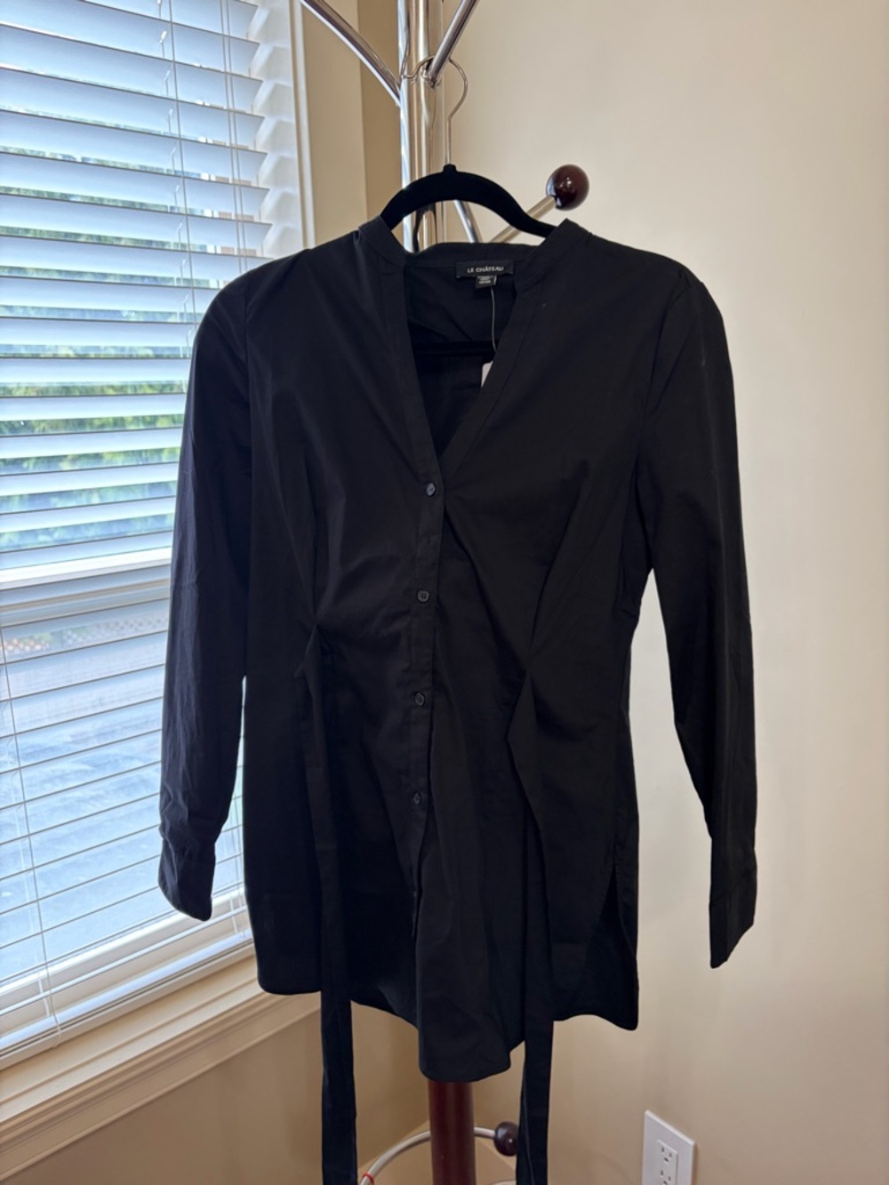 le chateau Black Button-Down Tunic Shirt